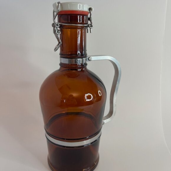 Vintage Muster Geschutzt 2-Liter Amber Glass Beer Growler Metal Handle & Lid - Picture 1 of 5
